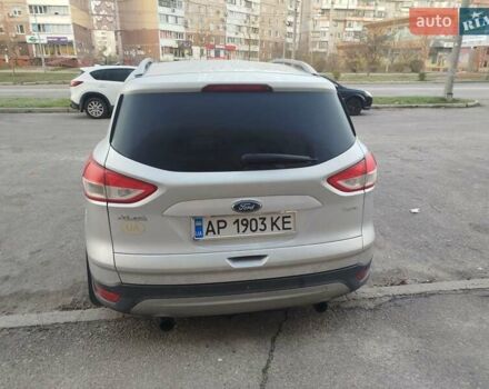 Серый Форд Куга, объемом двигателя 2 л и пробегом 212 тыс. км за 12300 $, фото 3 на Automoto.ua