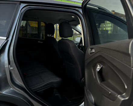 Серый Форд Куга, объемом двигателя 1.6 л и пробегом 187 тыс. км за 10599 $, фото 51 на Automoto.ua