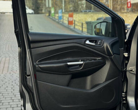 Серый Форд Куга, объемом двигателя 1.6 л и пробегом 187 тыс. км за 10599 $, фото 34 на Automoto.ua