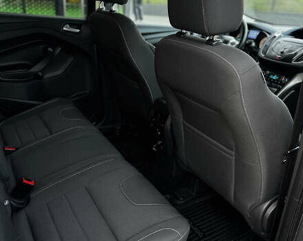 Серый Форд Куга, объемом двигателя 1.6 л и пробегом 187 тыс. км за 10599 $, фото 53 на Automoto.ua