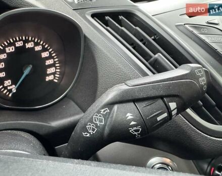 Форд Куга 2013 в Киеве на Automoto.ua Серый Форд Куга, объемом двигателя 2 л и пробегом 187 тыс. км за 10700 $, фото 21 на Automoto.ua