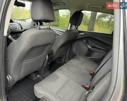 Форд Куга 2013 в Киеве на Automoto.ua Серый Форд Куга, объемом двигателя 2 л и пробегом 187 тыс. км за 10700 $, фото 23 на Automoto.ua