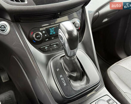 Серый Форд Куга, объемом двигателя 2 л и пробегом 176 тыс. км за 14500 $, фото 55 на Automoto.ua