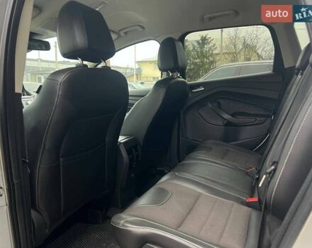 Серый Форд Куга, объемом двигателя 2 л и пробегом 216 тыс. км за 13500 $, фото 22 на Automoto.ua