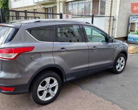 Серый Форд Куга, объемом двигателя 2 л и пробегом 154 тыс. км за 13000 $, фото 4 на Automoto.ua