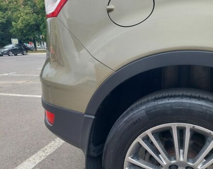 Серый Форд Куга, объемом двигателя 1.6 л и пробегом 176 тыс. км за 10500 $, фото 16 на Automoto.ua