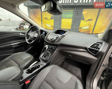 Сірий Форд Куга, об'ємом двигуна 2 л та пробігом 176 тис. км за 14500 $, фото 4 на Automoto.ua