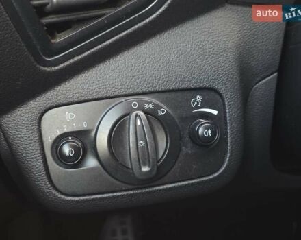 Форд Куга 2013 у Тернополі на Automoto.ua Сірий Форд Куга, об'ємом двигуна 2 л та пробігом 211 тис. км за 9999 $, фото 41 на Automoto.ua