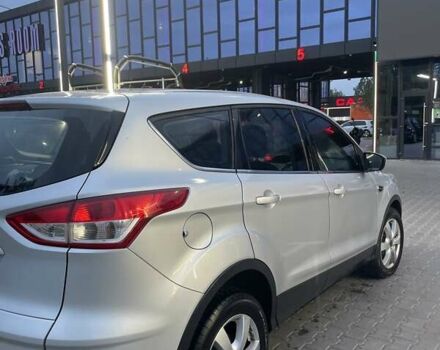 Серый Форд Куга, объемом двигателя 2 л и пробегом 300 тыс. км за 11500 $, фото 9 на Automoto.ua