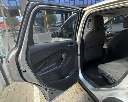 Серый Форд Куга, объемом двигателя 2 л и пробегом 300 тыс. км за 11500 $, фото 5 на Automoto.ua