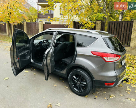 Серый Форд Куга, объемом двигателя 2 л и пробегом 187 тыс. км за 11500 $, фото 14 на Automoto.ua