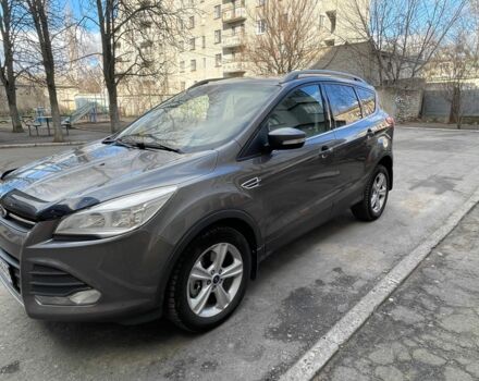 Серый Форд Куга, объемом двигателя 2 л и пробегом 210 тыс. км за 12500 $, фото 2 на Automoto.ua