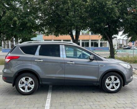 Сірий Форд Куга, об'ємом двигуна 2 л та пробігом 222 тис. км за 13500 $, фото 1 на Automoto.ua