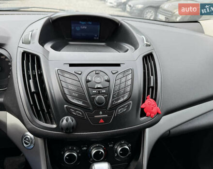 Сірий Форд Куга, об'ємом двигуна 2 л та пробігом 196 тис. км за 10250 $, фото 9 на Automoto.ua