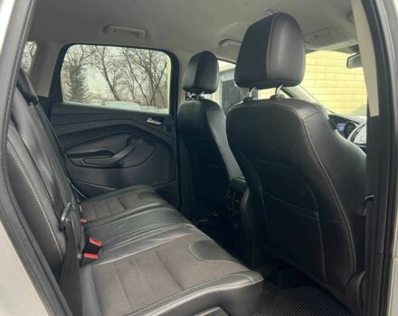 Сірий Форд Куга, об'ємом двигуна 2 л та пробігом 216 тис. км за 13500 $, фото 21 на Automoto.ua