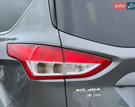 Сірий Форд Куга, об'ємом двигуна 2 л та пробігом 176 тис. км за 14500 $, фото 22 на Automoto.ua