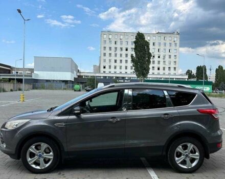 Сірий Форд Куга, об'ємом двигуна 2 л та пробігом 222 тис. км за 13500 $, фото 5 на Automoto.ua