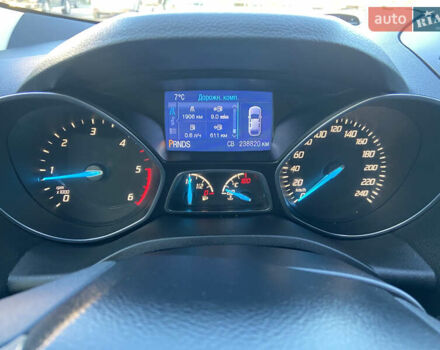 Форд Куга 2013 в Монастырище на Automoto.ua Серый Форд Куга, объемом двигателя 2 л и пробегом 239 тыс. км за 12200 $, фото 23 на Automoto.ua