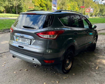 Серый Форд Куга, объемом двигателя 2 л и пробегом 172 тыс. км за 13000 $, фото 4 на Automoto.ua