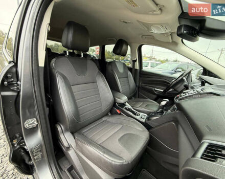 Сірий Форд Куга, об'ємом двигуна 2 л та пробігом 176 тис. км за 14500 $, фото 30 на Automoto.ua