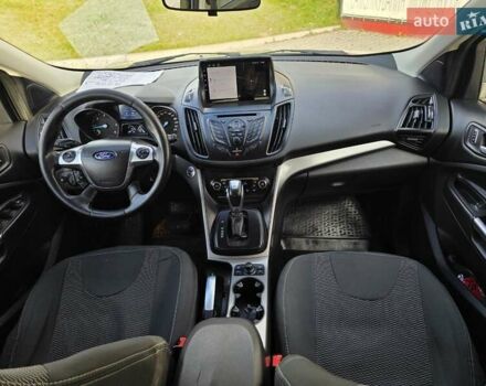 Форд Куга 2013 у Тернополі на Automoto.ua Сірий Форд Куга, об'ємом двигуна 2 л та пробігом 211 тис. км за 9999 $, фото 39 на Automoto.ua