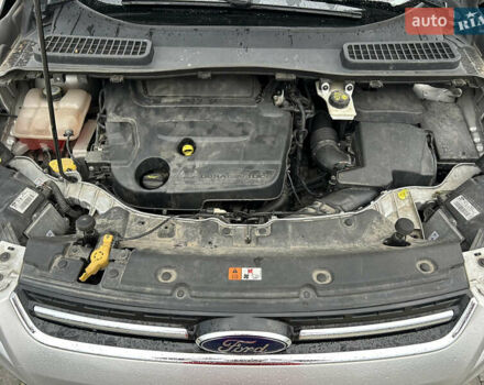 Форд Куга 2013 в Львове на Automoto.ua Серый Форд Куга, объемом двигателя 2 л и пробегом 93 тыс. км за 12800 $, фото 14 на Automoto.ua