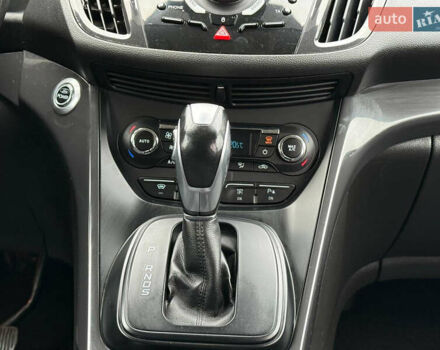 Сірий Форд Куга, об'ємом двигуна 2 л та пробігом 176 тис. км за 14500 $, фото 42 на Automoto.ua