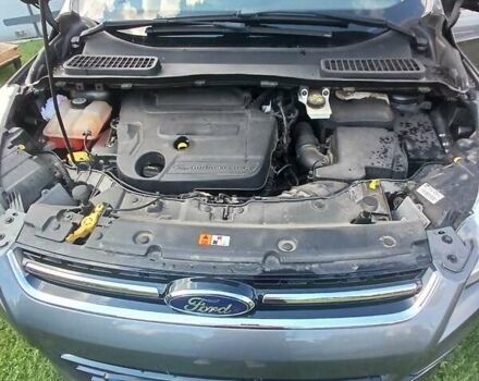 Серый Форд Куга, объемом двигателя 2 л и пробегом 207 тыс. км за 13500 $, фото 8 на Automoto.ua