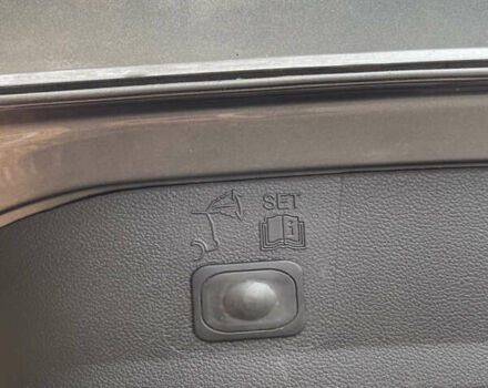 Серый Форд Куга, объемом двигателя 2 л и пробегом 209 тыс. км за 11700 $, фото 19 на Automoto.ua