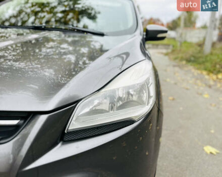 Серый Форд Куга, объемом двигателя 2 л и пробегом 187 тыс. км за 11500 $, фото 12 на Automoto.ua