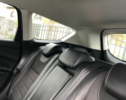 Серый Форд Куга, объемом двигателя 2 л и пробегом 142 тыс. км за 4313 $, фото 19 на Automoto.ua