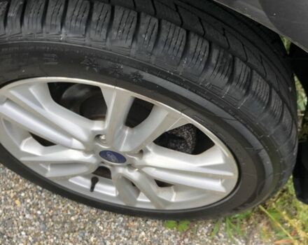 Серый Форд Куга, объемом двигателя 2 л и пробегом 142 тыс. км за 4313 $, фото 15 на Automoto.ua