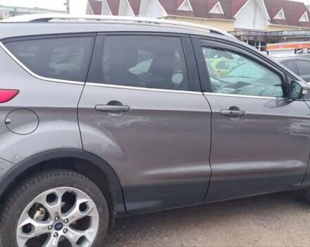 Серый Форд Куга, объемом двигателя 2 л и пробегом 197 тыс. км за 12950 $, фото 3 на Automoto.ua