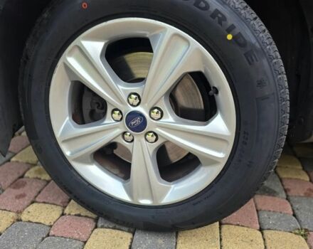 Сірий Форд Куга, об'ємом двигуна 1.6 л та пробігом 172 тис. км за 7900 $, фото 22 на Automoto.ua