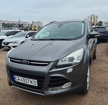 Серый Форд Куга, объемом двигателя 2 л и пробегом 197 тыс. км за 12950 $, фото 6 на Automoto.ua
