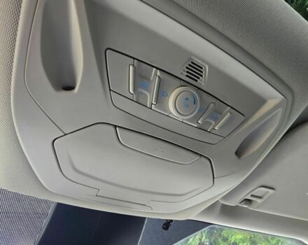 Сірий Форд Куга, об'ємом двигуна 1.6 л та пробігом 172 тис. км за 7900 $, фото 21 на Automoto.ua