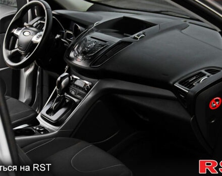 Серый Форд Куга, объемом двигателя 2 л и пробегом 117 тыс. км за 13800 $, фото 11 на Automoto.ua