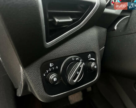 Серый Форд Куга, объемом двигателя 2 л и пробегом 219 тыс. км за 11750 $, фото 29 на Automoto.ua