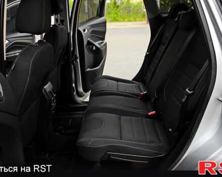 Серый Форд Куга, объемом двигателя 2 л и пробегом 117 тыс. км за 13800 $, фото 9 на Automoto.ua