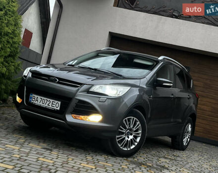 Серый Форд Куга, объемом двигателя 2 л и пробегом 219 тыс. км за 11750 $, фото 4 на Automoto.ua