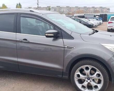 Серый Форд Куга, объемом двигателя 2 л и пробегом 197 тыс. км за 12950 $, фото 5 на Automoto.ua