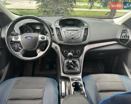 Сірий Форд Куга, об'ємом двигуна 2 л та пробігом 84 тис. км за 13700 $, фото 1 на Automoto.ua