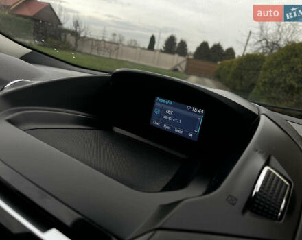 Серый Форд Куга, объемом двигателя 2 л и пробегом 219 тыс. км за 11750 $, фото 37 на Automoto.ua