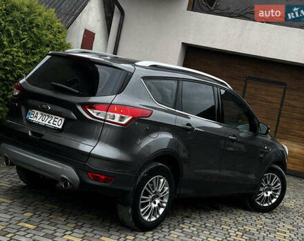 Серый Форд Куга, объемом двигателя 2 л и пробегом 219 тыс. км за 11750 $, фото 20 на Automoto.ua