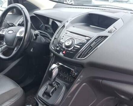 Серый Форд Куга, объемом двигателя 2 л и пробегом 197 тыс. км за 12950 $, фото 19 на Automoto.ua