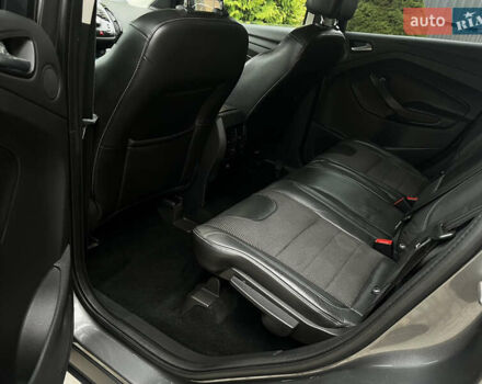 Серый Форд Куга, объемом двигателя 2 л и пробегом 219 тыс. км за 11750 $, фото 46 на Automoto.ua