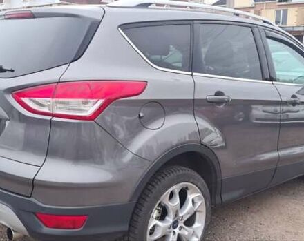 Серый Форд Куга, объемом двигателя 2 л и пробегом 197 тыс. км за 12950 $, фото 2 на Automoto.ua