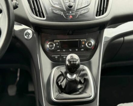 Форд Куга 2014 в Виннице на Automoto.ua Серый Форд Куга, объемом двигателя 2 л и пробегом 132 тыс. км за 8300 $, фото 19 на Automoto.ua