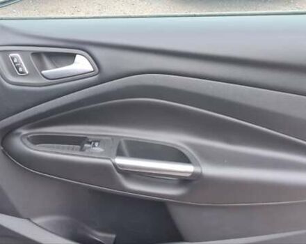 Серый Форд Куга, объемом двигателя 2 л и пробегом 197 тыс. км за 12950 $, фото 12 на Automoto.ua