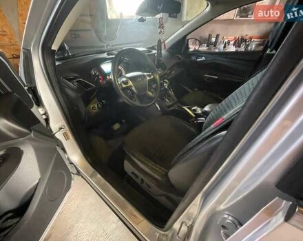 Серый Форд Куга, объемом двигателя 2 л и пробегом 107 тыс. км за 15000 $, фото 35 на Automoto.ua